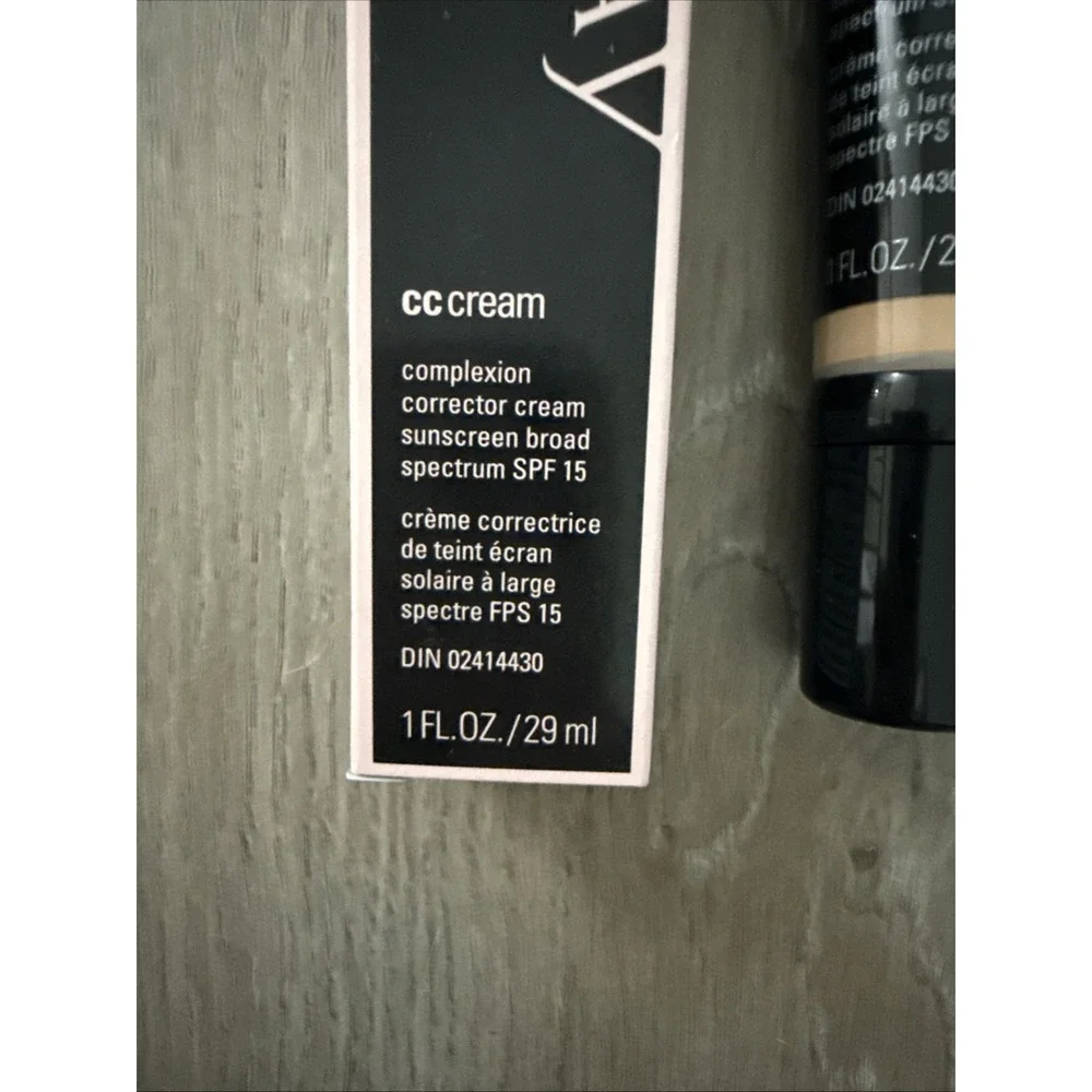 Mary Kay CC Cream Complexion Corrector SPF 15 1 fl oz Med To Deep 072824 Expired